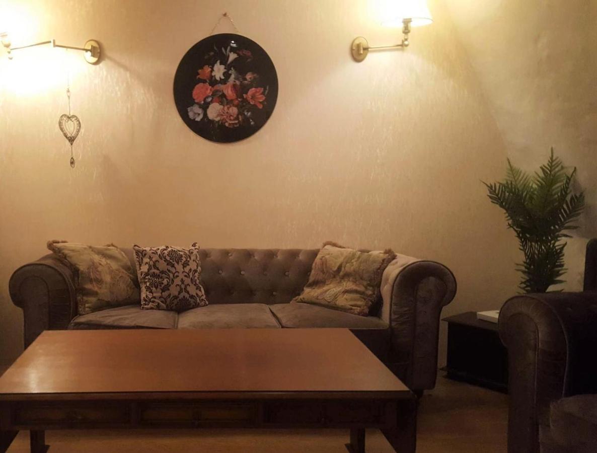 Cozy Old Town Historic House Apartment Tallinn Ngoại thất bức ảnh